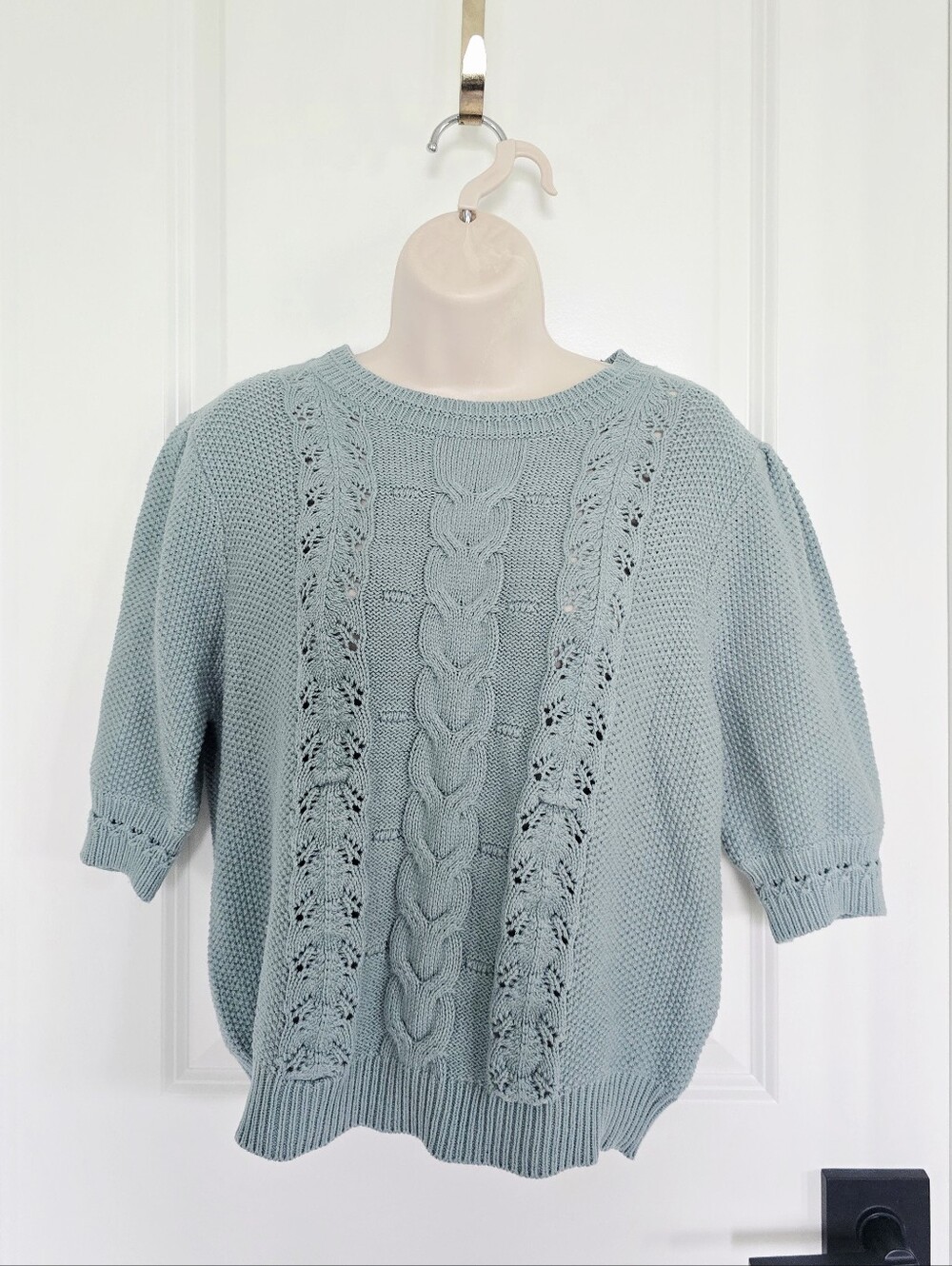 NWOT Express Light Sage Cable-Knit Short Sleeve Sweater Sz Medium